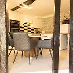 Fitz Of Inch - Exclusive & Self-catering 4*