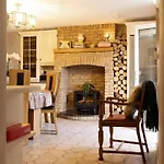 Fitz Of Inch - Exclusive & Self-catering ゲストハウス