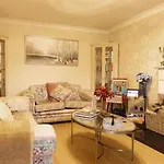 Fitz Of Inch - Exclusive & Self-catering ゲストハウス