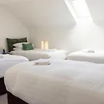 Fitz Of Inch - Exclusive & Self-catering ゲストハウス ストラッドバリー