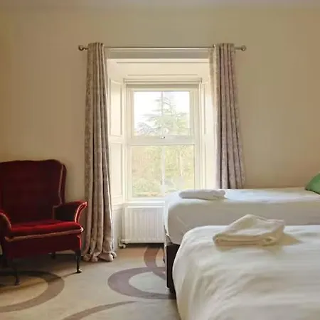 ゲストハウス Fitz Of Inch ストラッドバリー