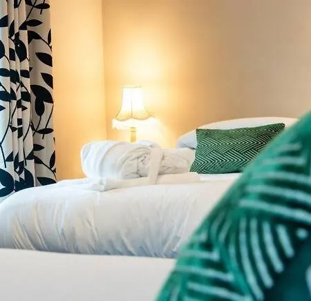 Fitz Of Inch 4* ストラッドバリー