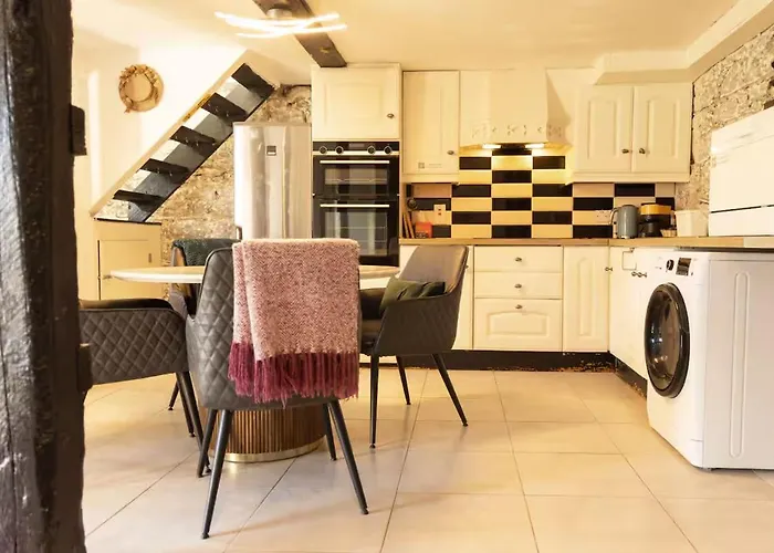 Fitz Of Inch - Exclusive & Self-catering