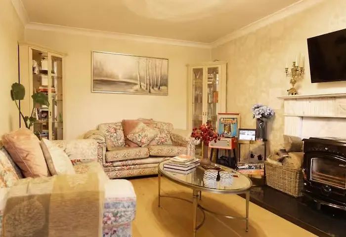 Fitz Of Inch - Exclusive & Self-catering Konukevi